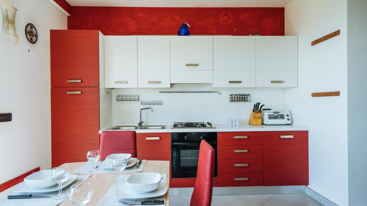 Italianway - Delle Ginestre 28 Lägenhet Marina dʼMarina dʼAndora Exteriör bild