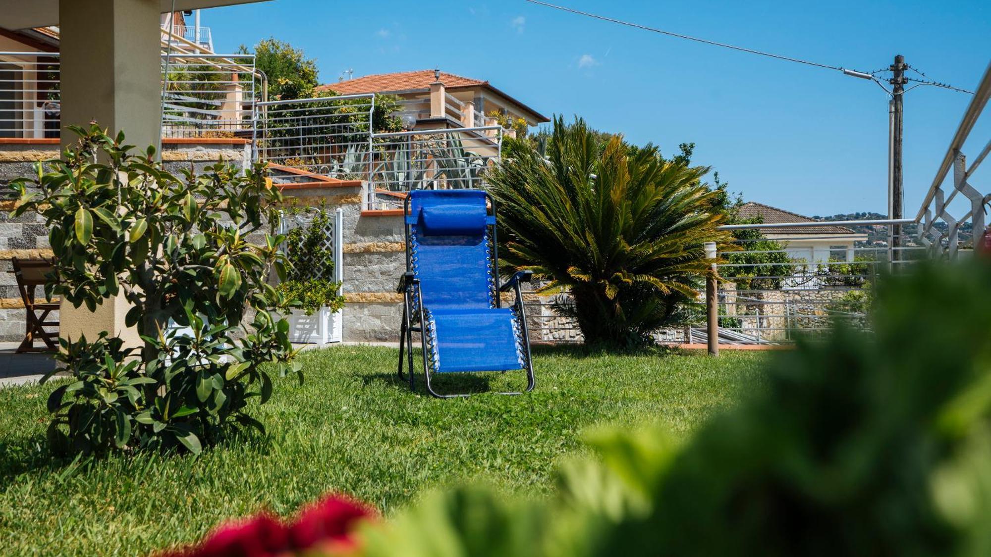 Italianway - Delle Ginestre 28 Lägenhet Marina dʼMarina dʼAndora Exteriör bild
