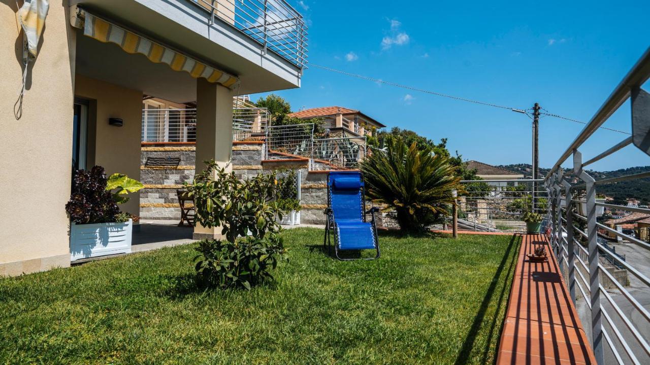 Italianway - Delle Ginestre 28 Lägenhet Marina dʼMarina dʼAndora Exteriör bild