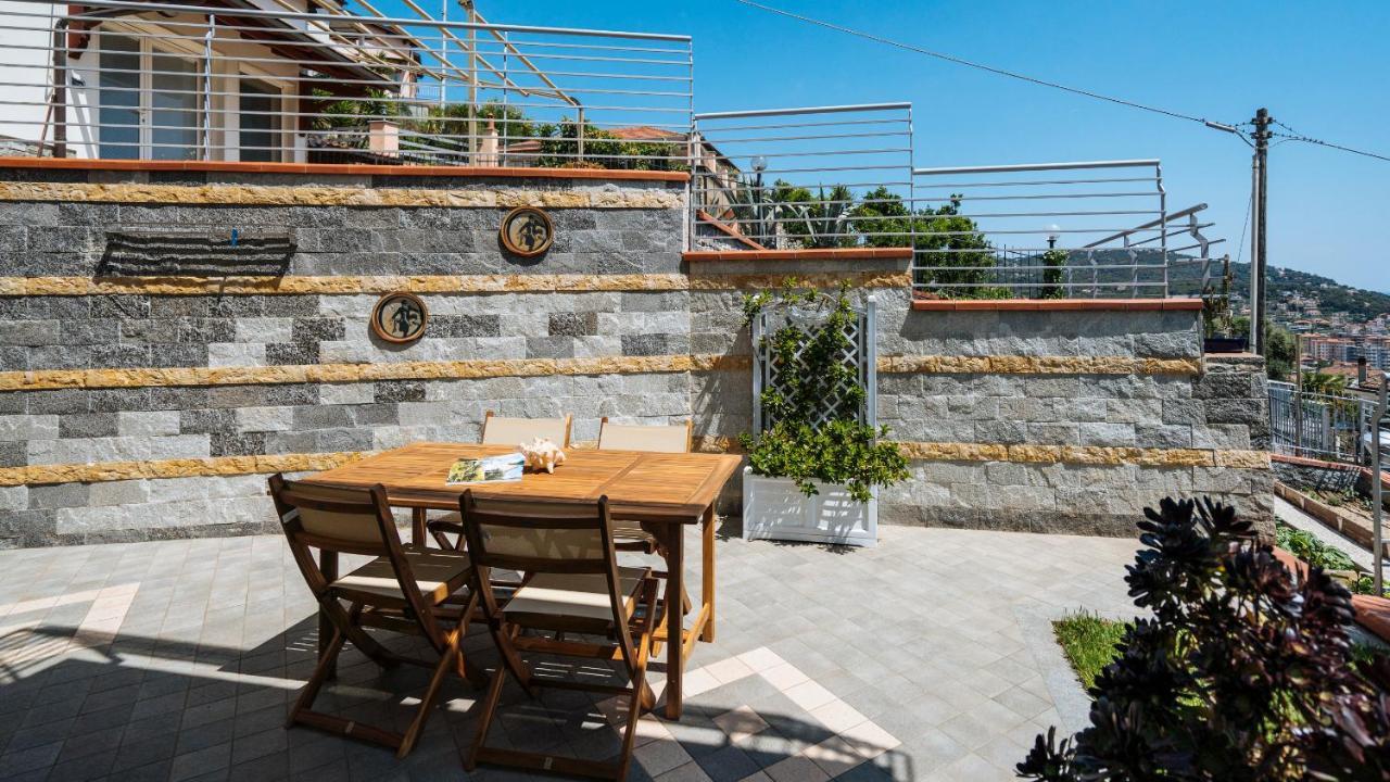 Italianway - Delle Ginestre 28 Lägenhet Marina dʼMarina dʼAndora Exteriör bild